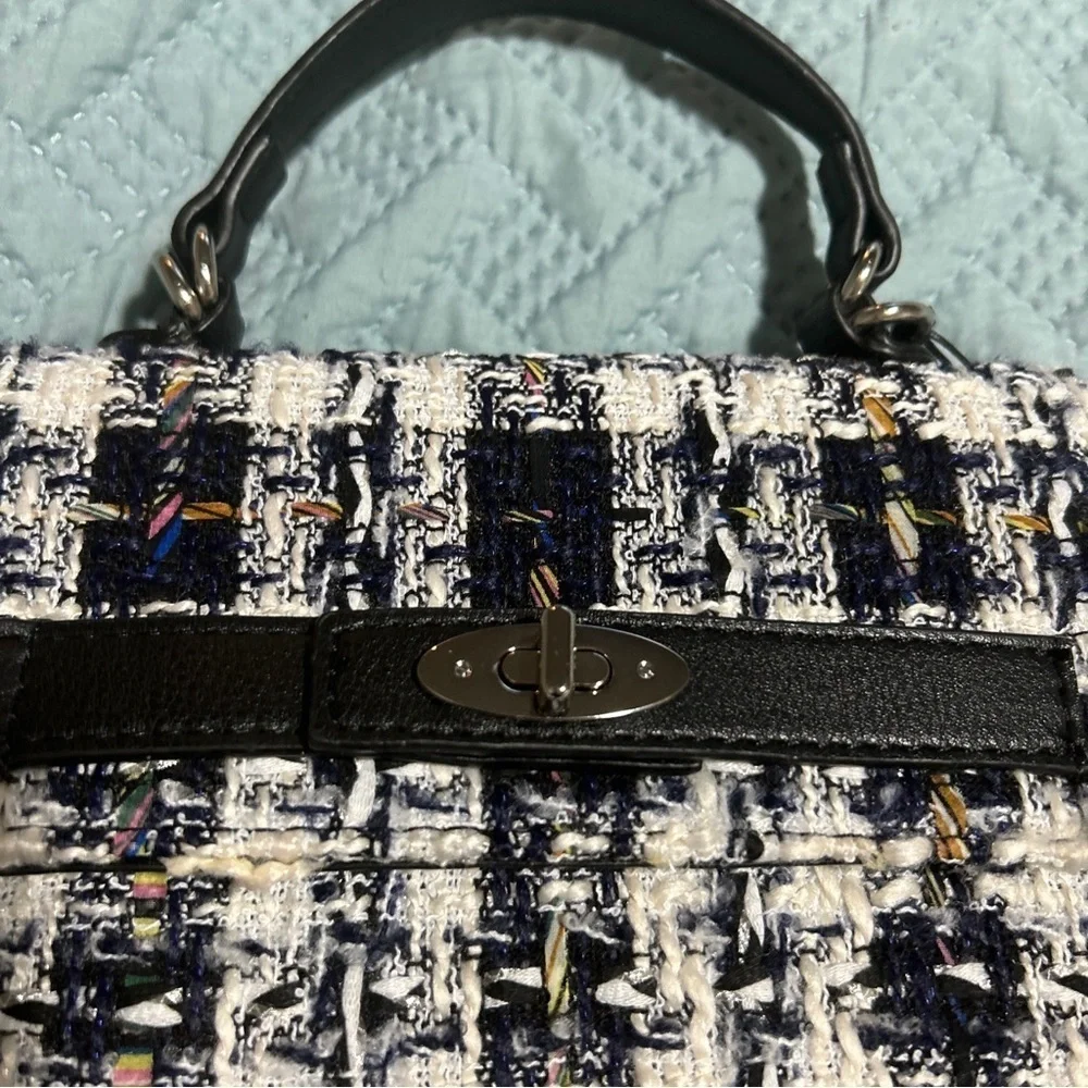 Madden NYC MBM Cat Boxy Too Handle Bag Boucle
